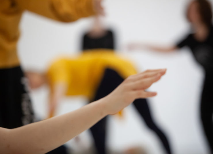 Cum te ajută terapia prin mișcare și dans