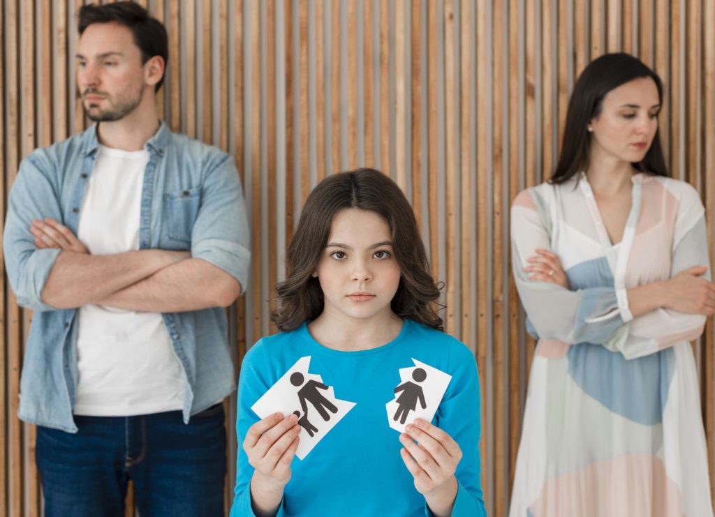 7 puncte cheie în discuția despre divorț cu copilul tău