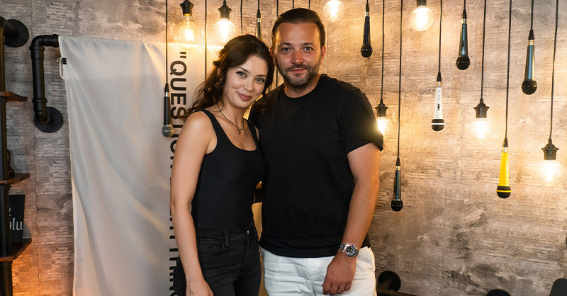 Duta Anca PODCAST: ANCA DUMITRA. O POVESTE DE DRAGOSTE MAI FIERBINTE DECÂT LAS ...