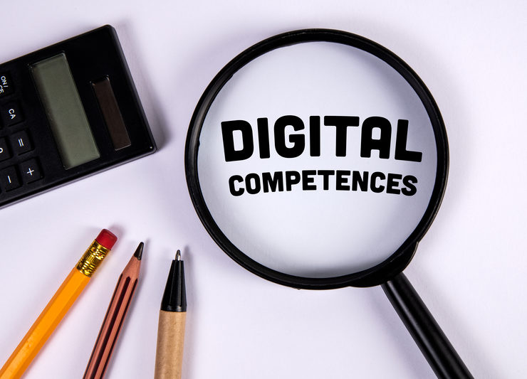 Dezvoltarea competențelor digitale: De la noțiuni de bază la expertiză