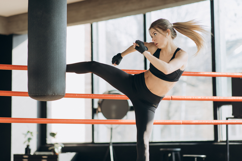 Kickboxing-ul te ajută să te eliberezi de emoțiile negative!