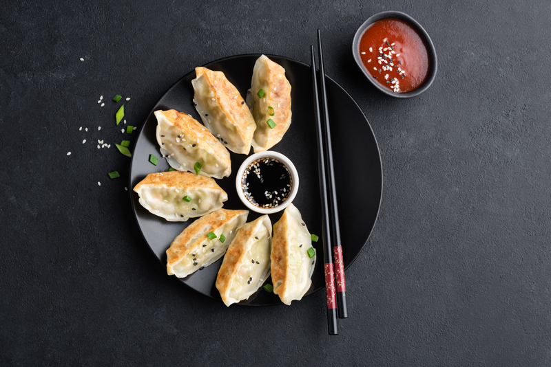 5. Gyoza:  Arome explozive japoneze Explorează bucătăria asiatică: 5 preparate gustoase și aromate