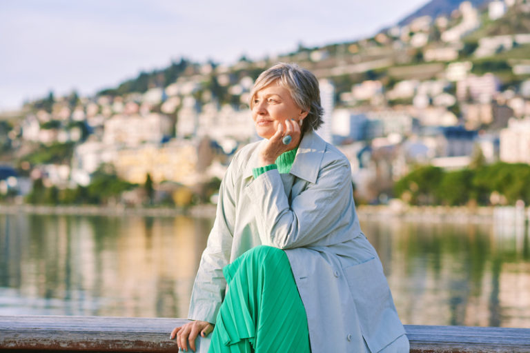 Cum să îmbătrânești cu grație: Sfaturi practice pentru o viață lungă și sănătoasă