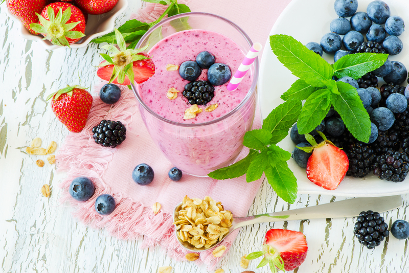 Detoxifierea cu sucuri și smoothie-uri: 4 Rețete delicioase și hrănitoare