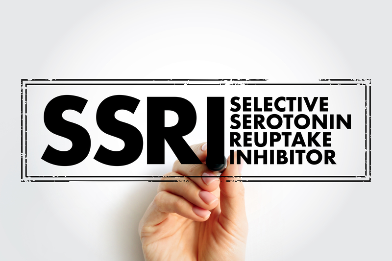 Inhibitori selectivi ai recaptării serotoninei (ISRS): Tot ce trebuie să știi